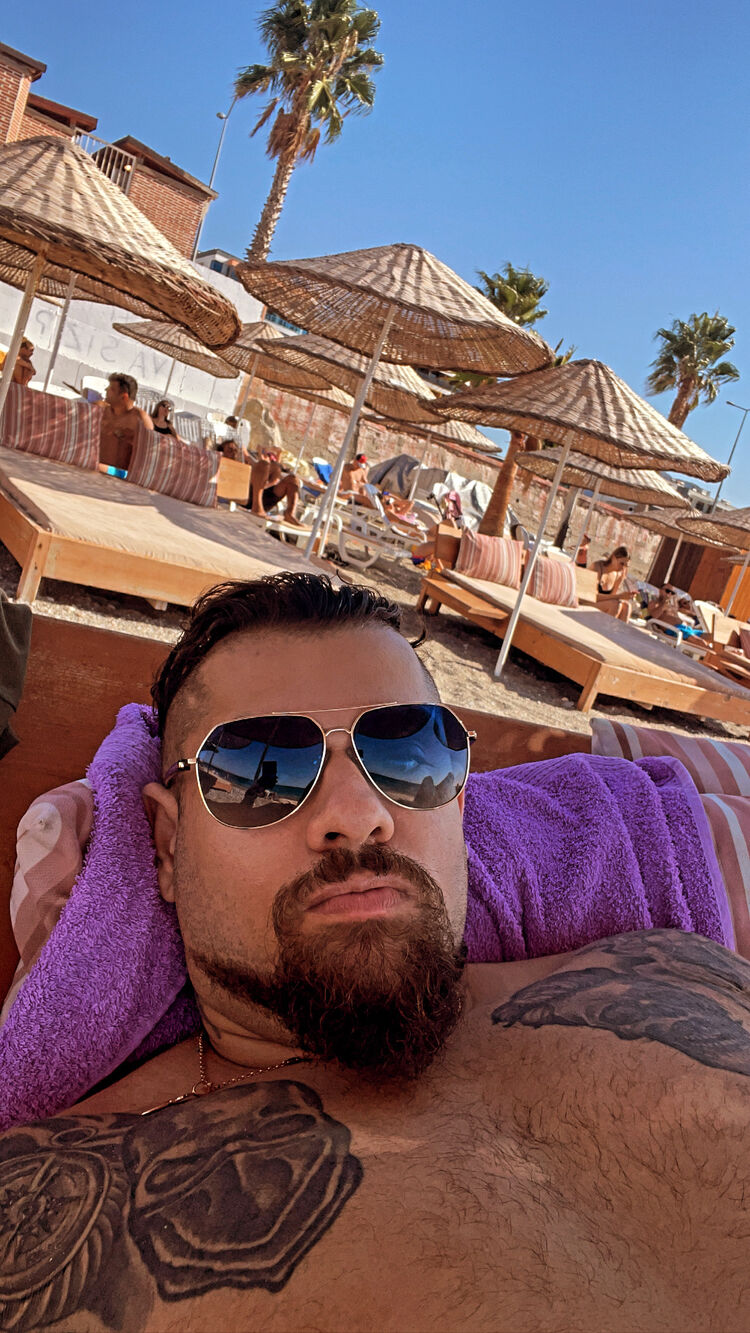  ,   Joni, 35 ,   ,   
