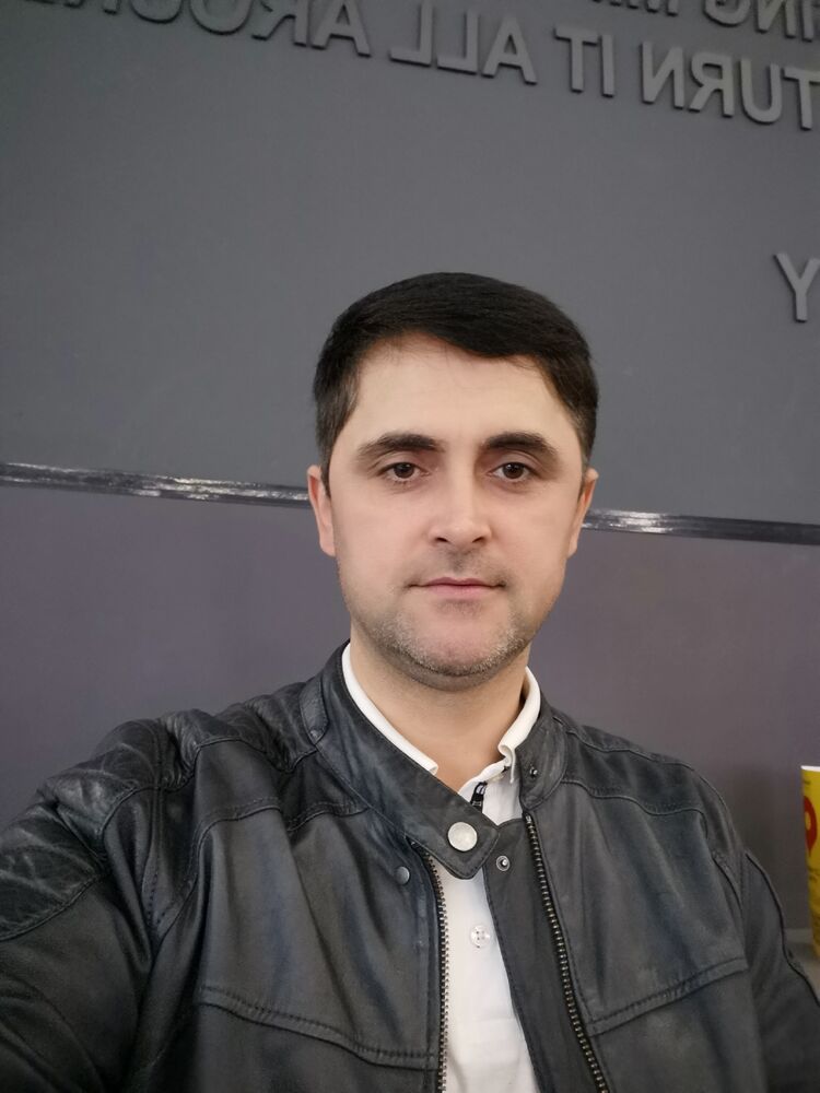  53021633  , 37 ,    