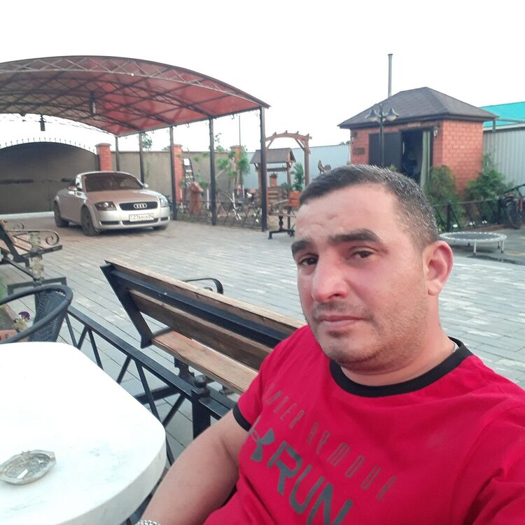  ,   Robert, 44 ,   ,   , c 