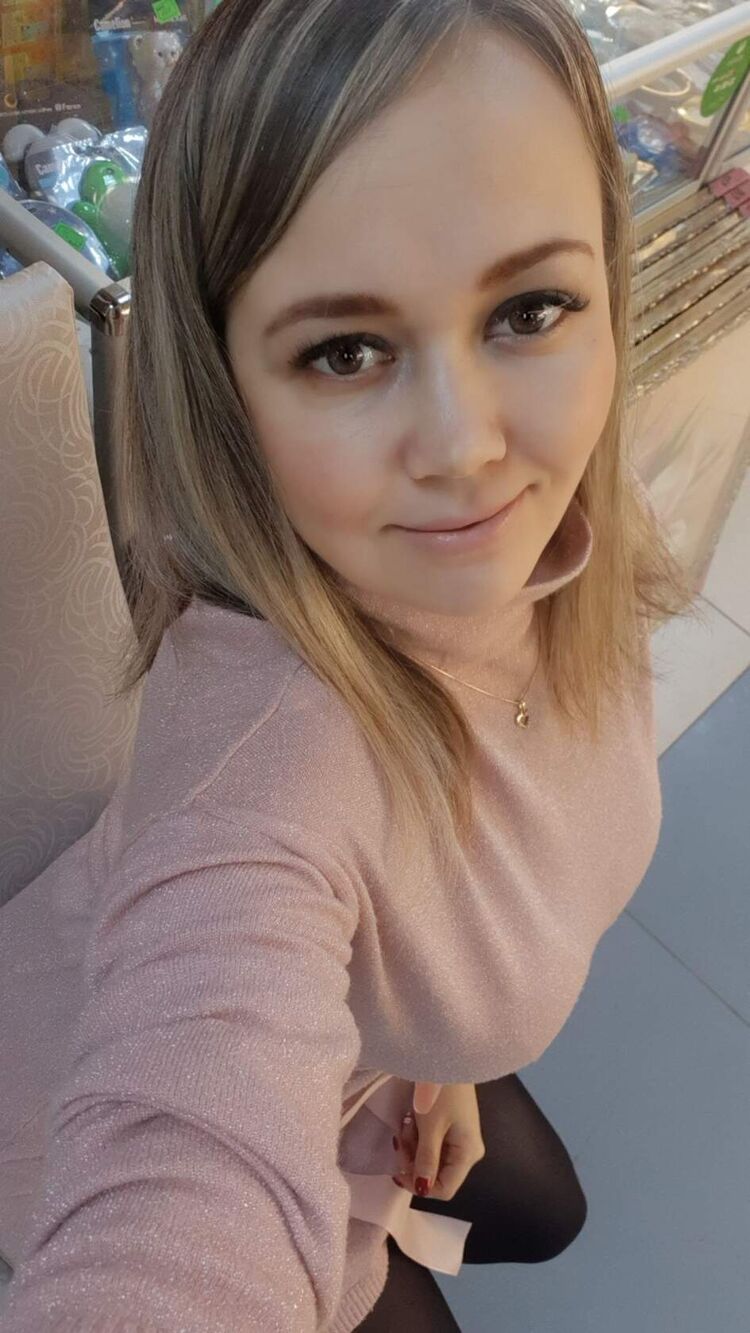  52824893  , 37 ,     