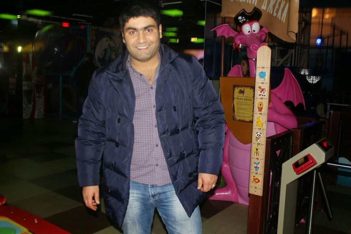  21208333  Mustafa, 42 ,    