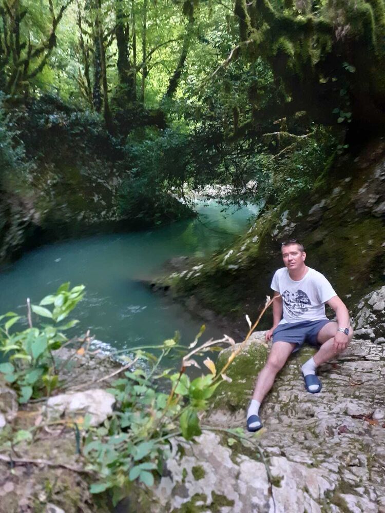  39191263  Austin, 45 ,    