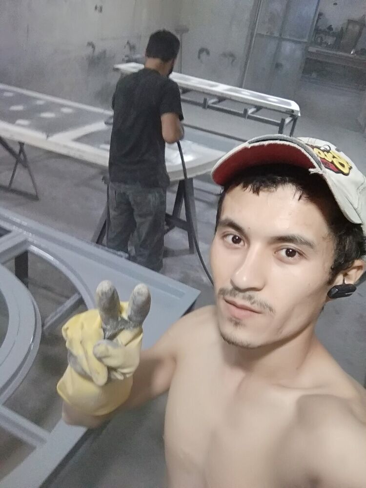  20706193  Abduqodir, 33 ,    