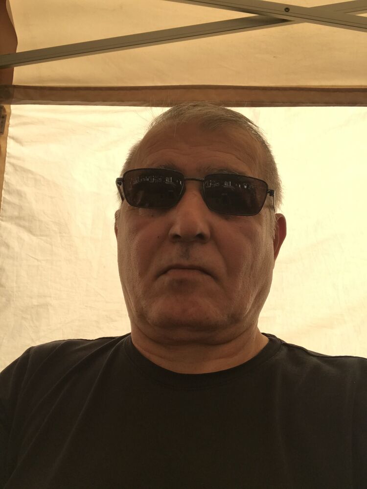  ,   Elcin, 57 ,     , c 