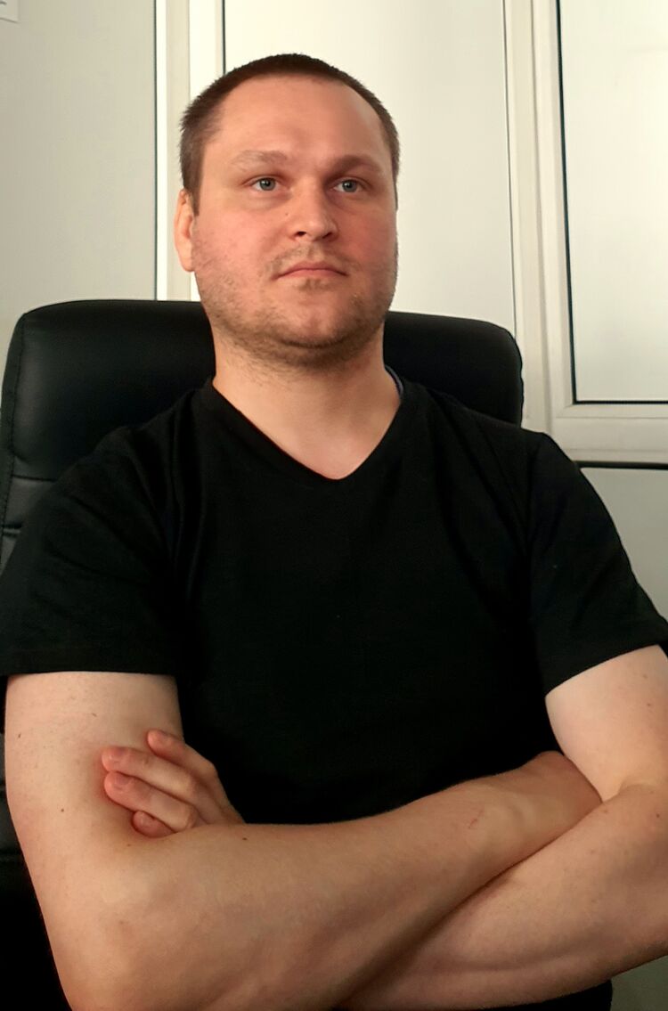  --,   , 35 ,     , c 