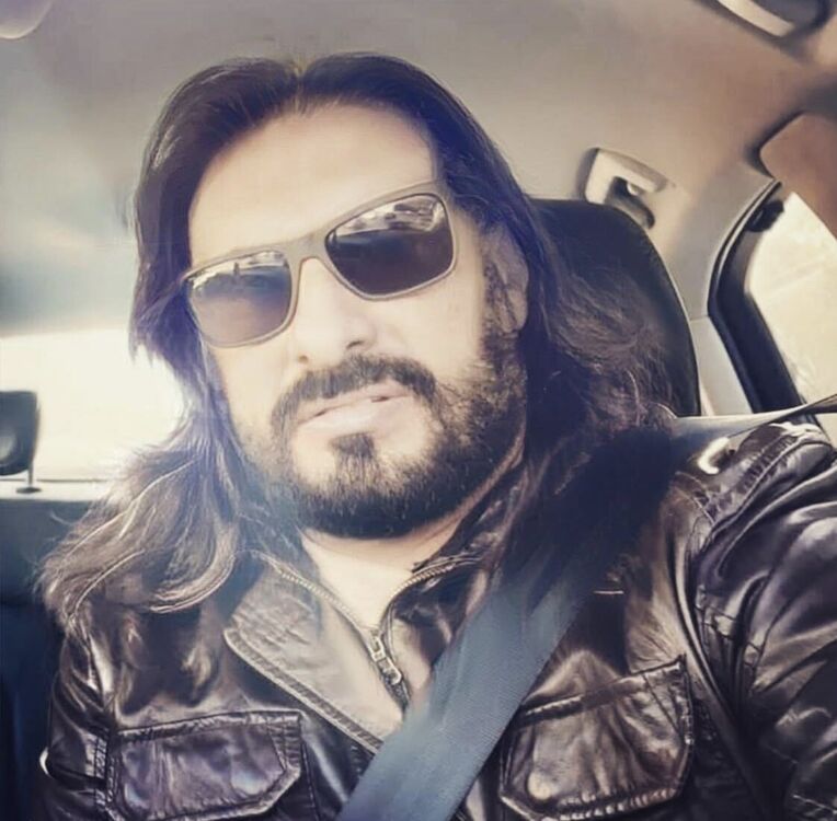  ,   Zezoo, 41 ,   ,   