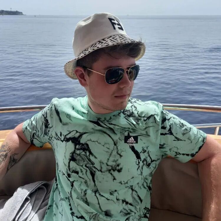 ���� 34305743 ����� ��������, 24 ����, ���� ���������� � �����