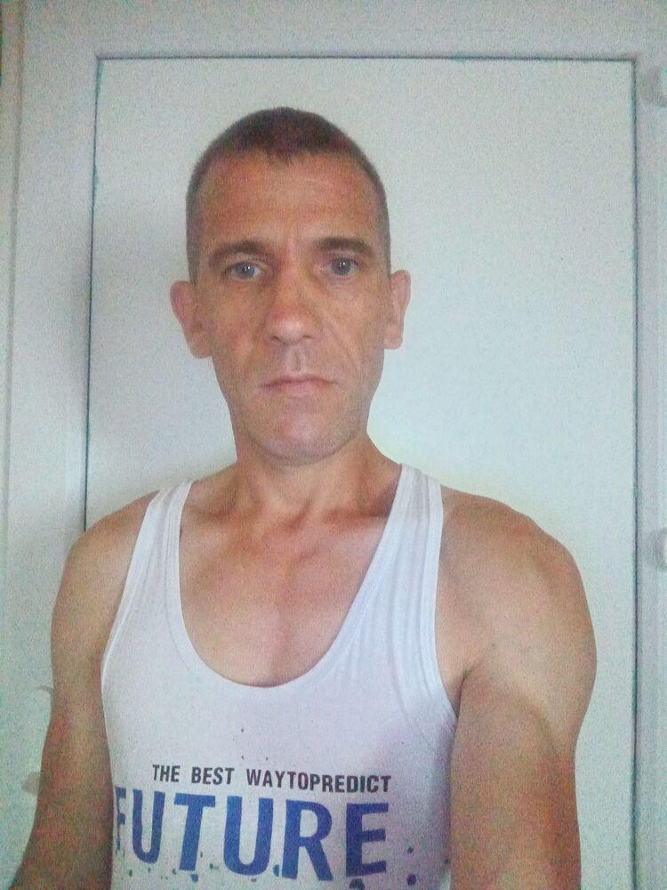  46045573  , 40 ,    