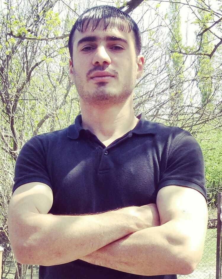 ���������� ����, ���� ������� Ali, 32 ����, ������������ ��� c�������� ���������