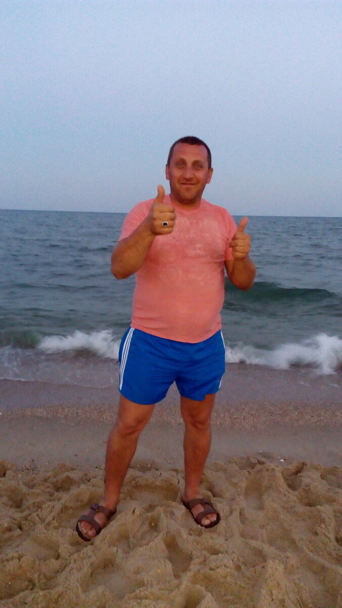  8458793  Pavel, 46 ,    