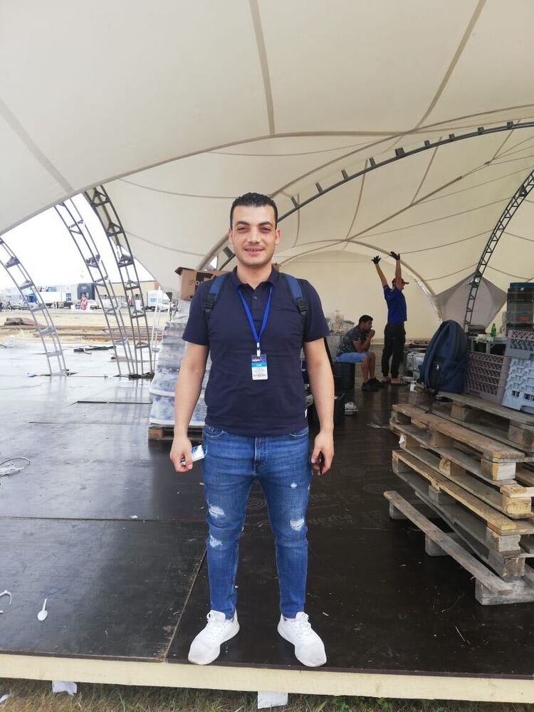  ,    , 39 ,   ,   