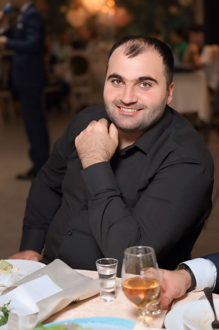 ���������� �����������, ���� ������� Hovsep, 37 ���, ������������ ��� ������, ����� � ���������