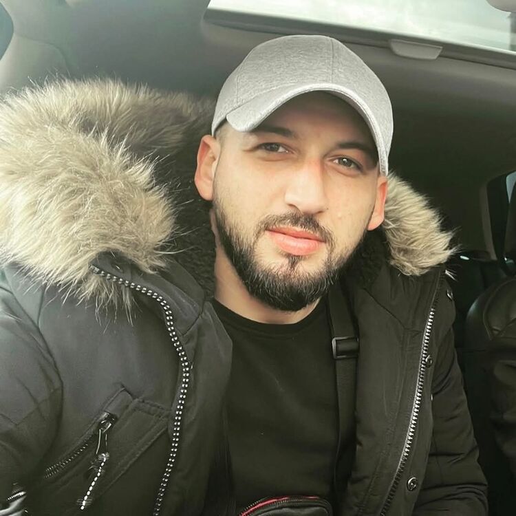  49570373  Alen, 36 ,    Bad Soden Am Taunus