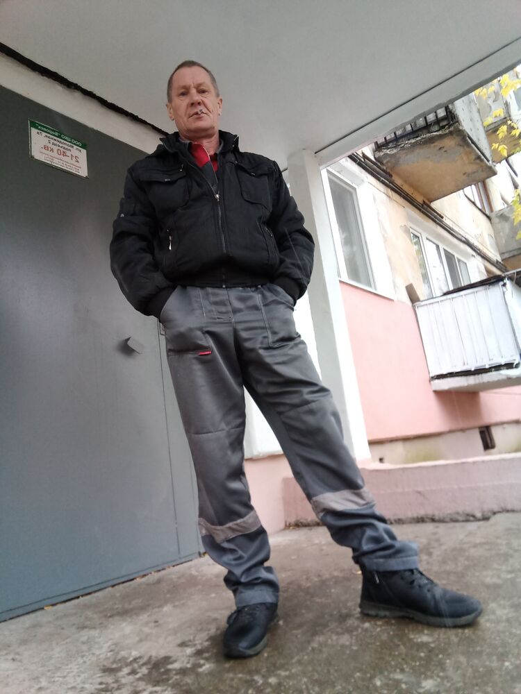  ,   Volkodav, 52 ,   ,   
