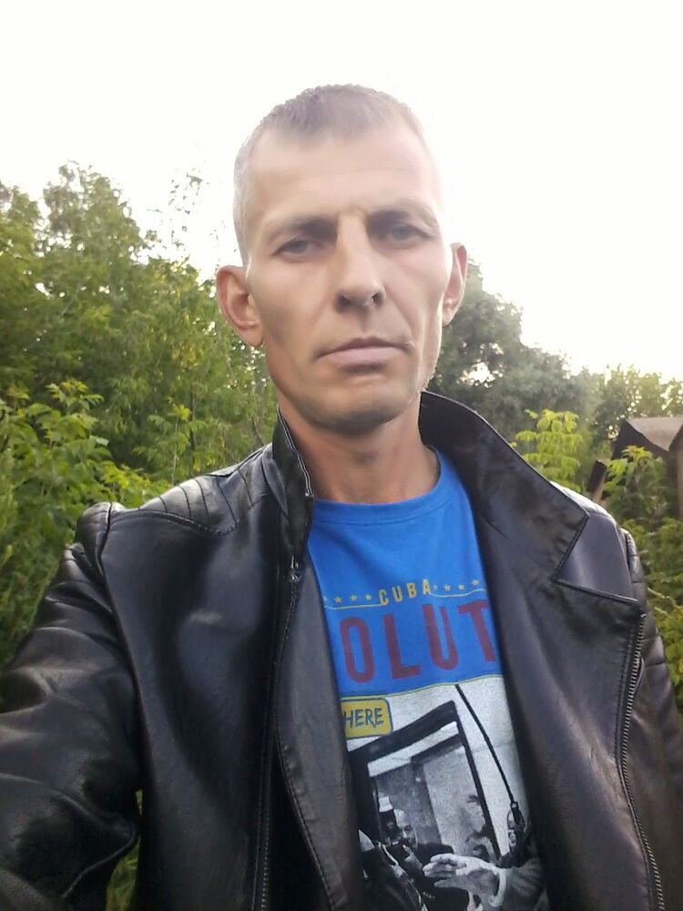  12722293  Igor, 50 ,    