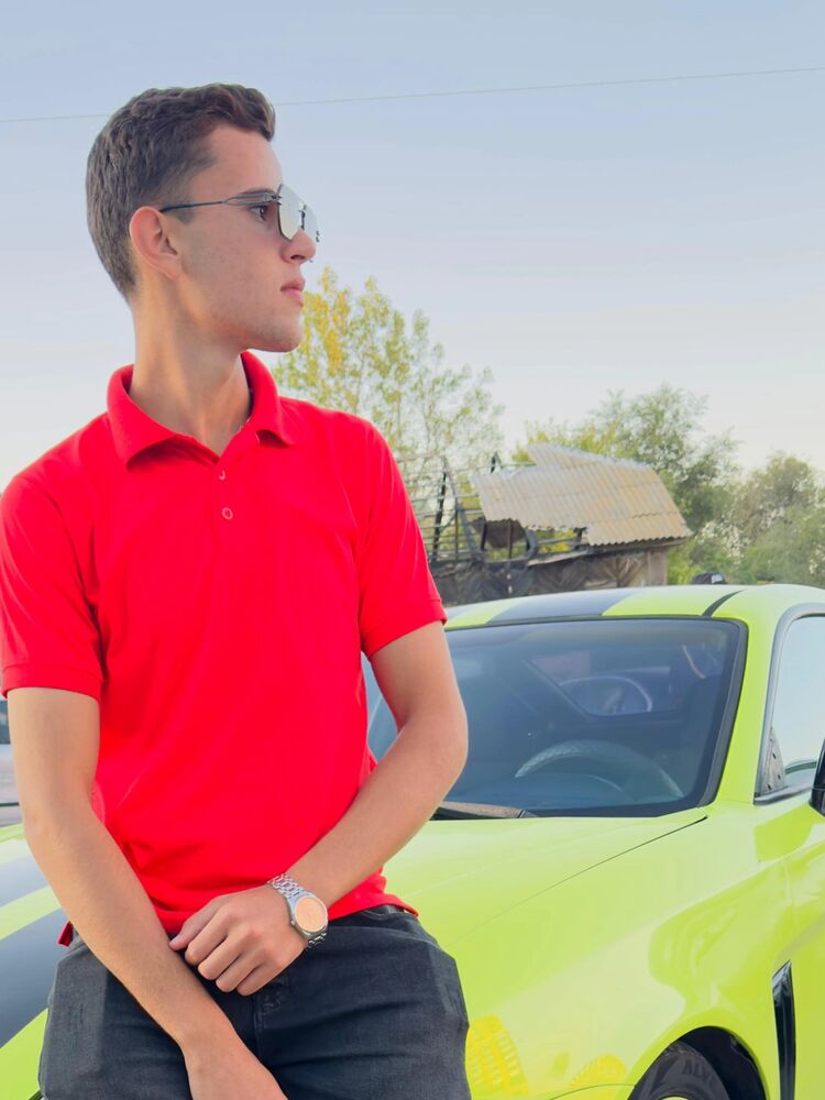  Novy,   Ali, 20 ,   ,   