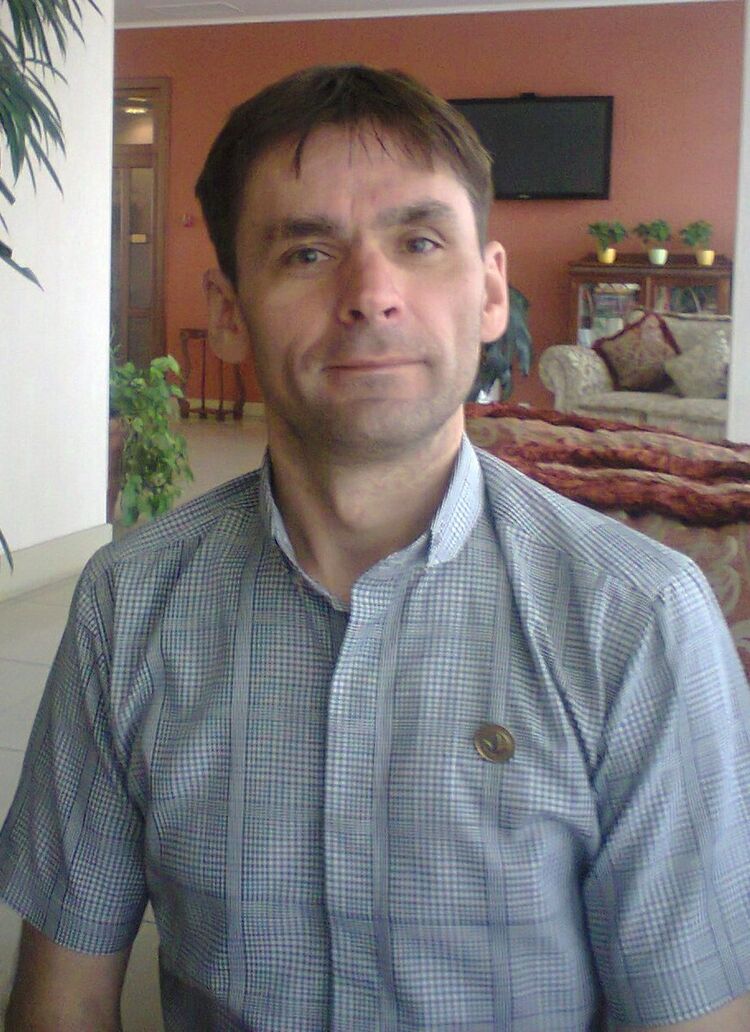   ,   Niko, 56 ,   