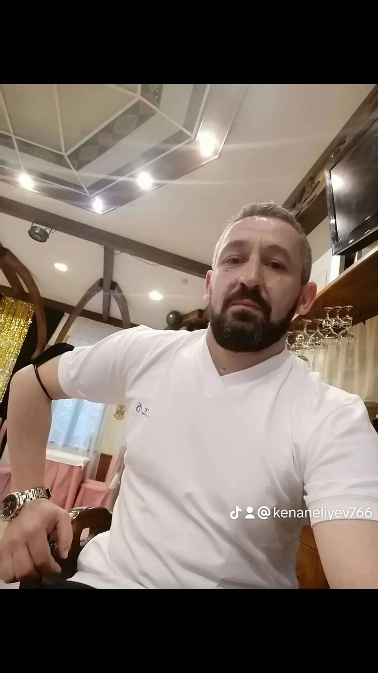  48059623  , 45 ,    