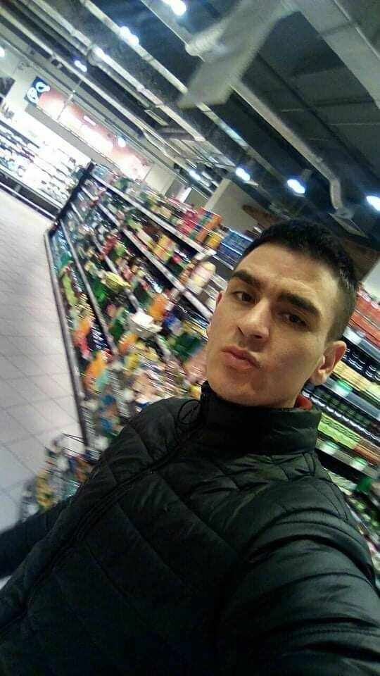  22858703  DON karlo, 34 ,    