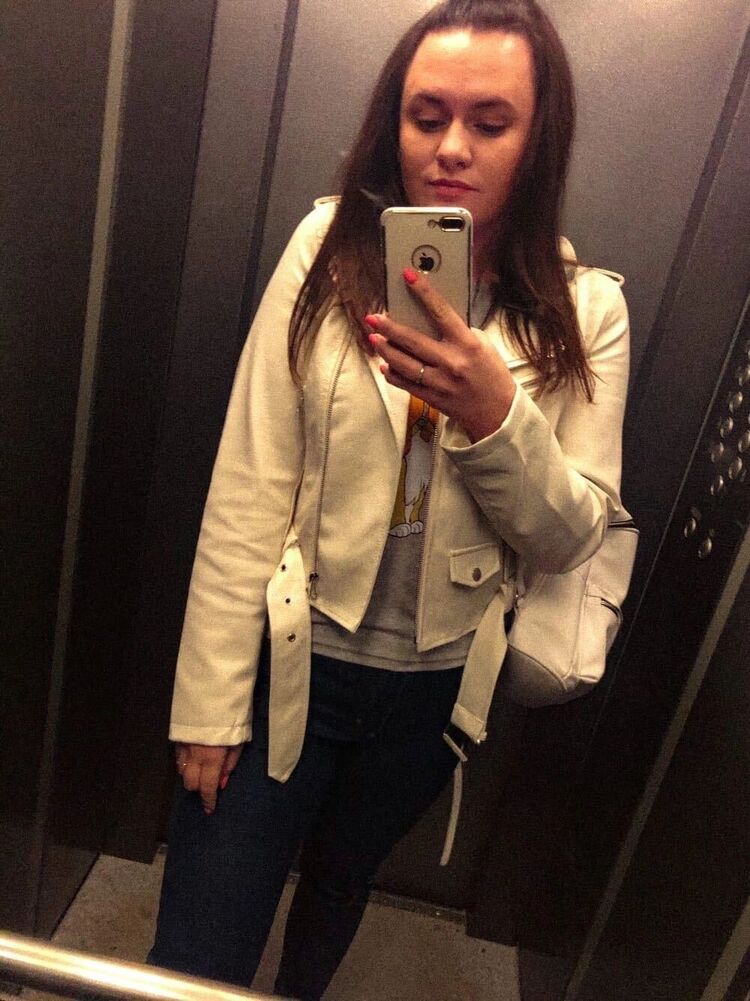  28696213  Arina, 33 ,     
