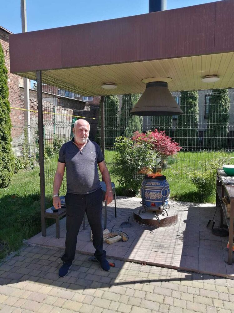  47588473  , 57 ,    --