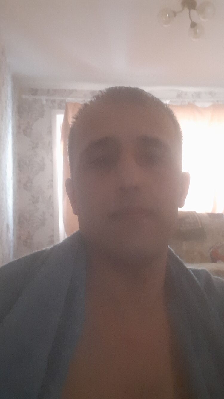  41526293  , 44 ,    
