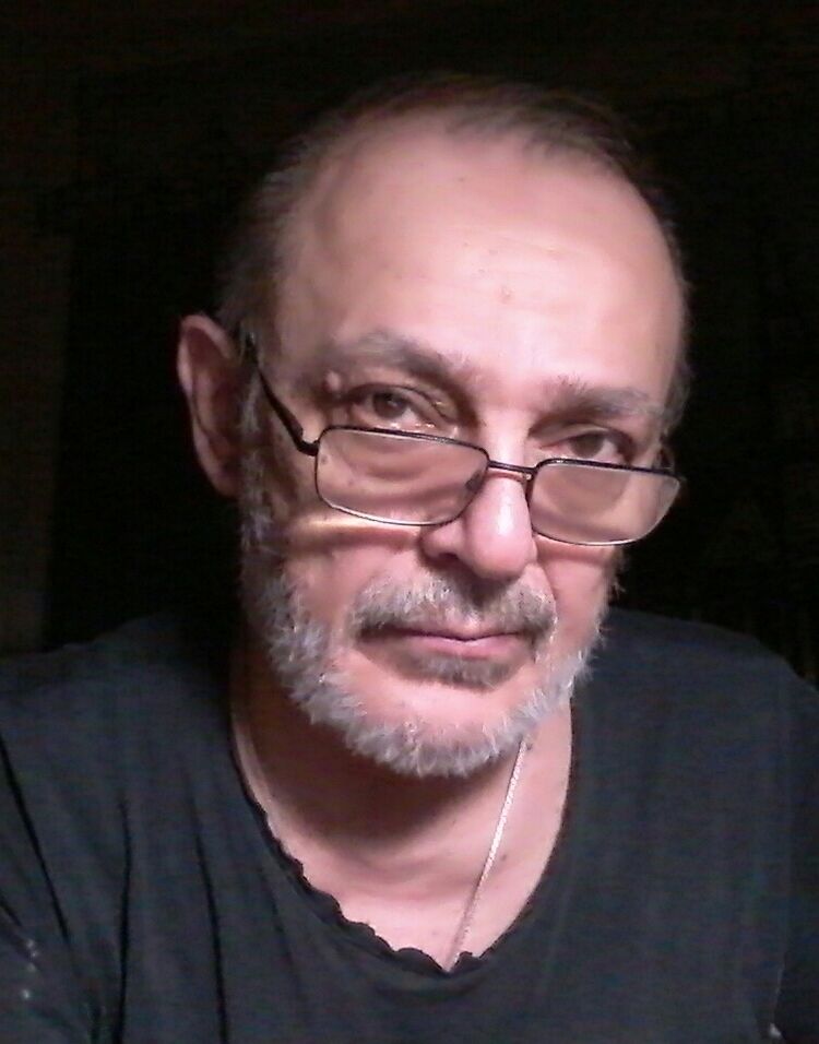  42568983  , 65 ,    -
