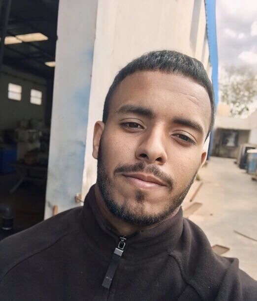  42938323  Yassin, 29 ,    Sangin