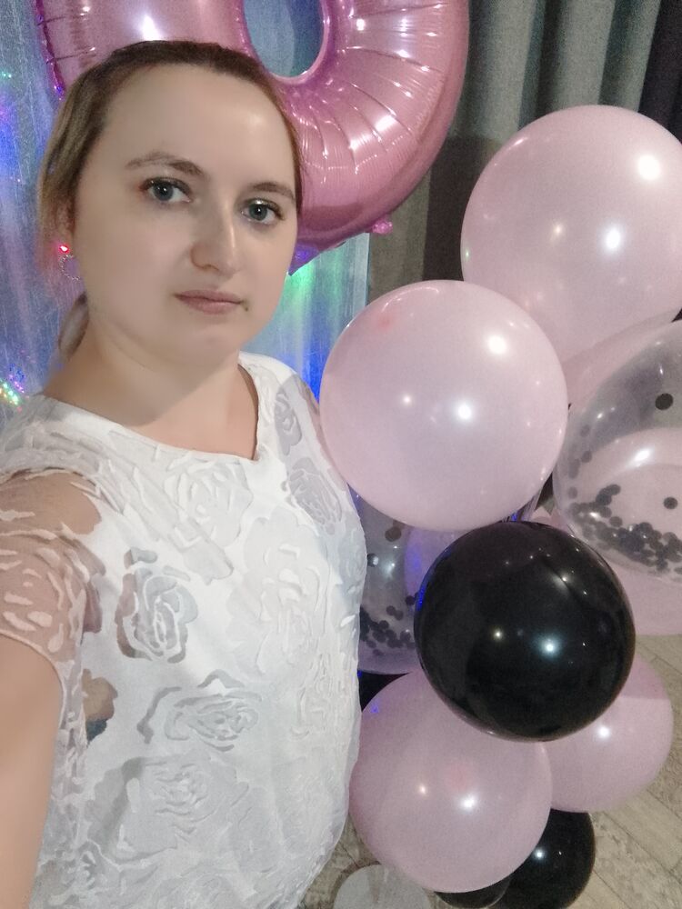  50542923  Anastasia, 29 ,    
