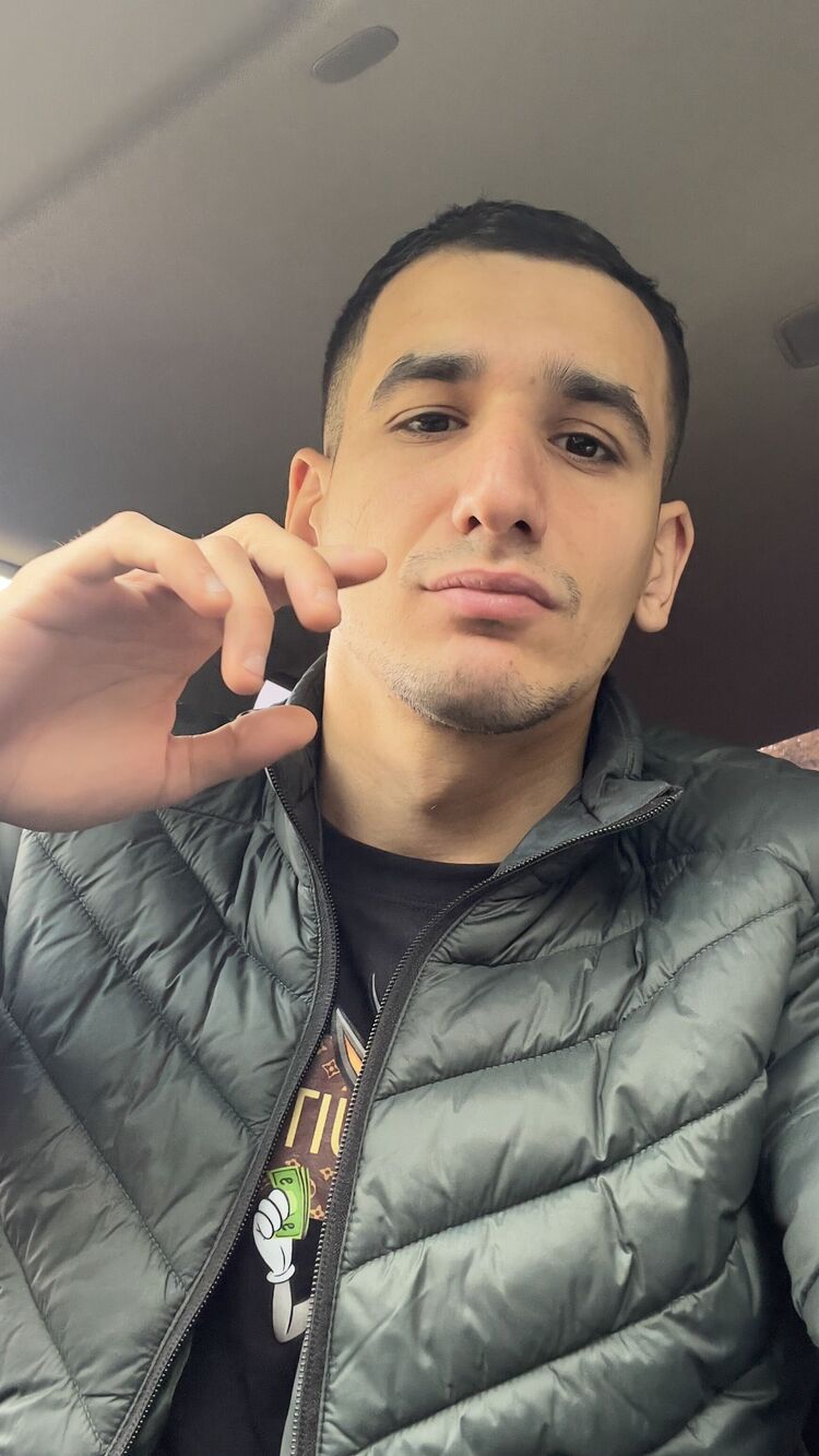  52885493  , 28 ,    