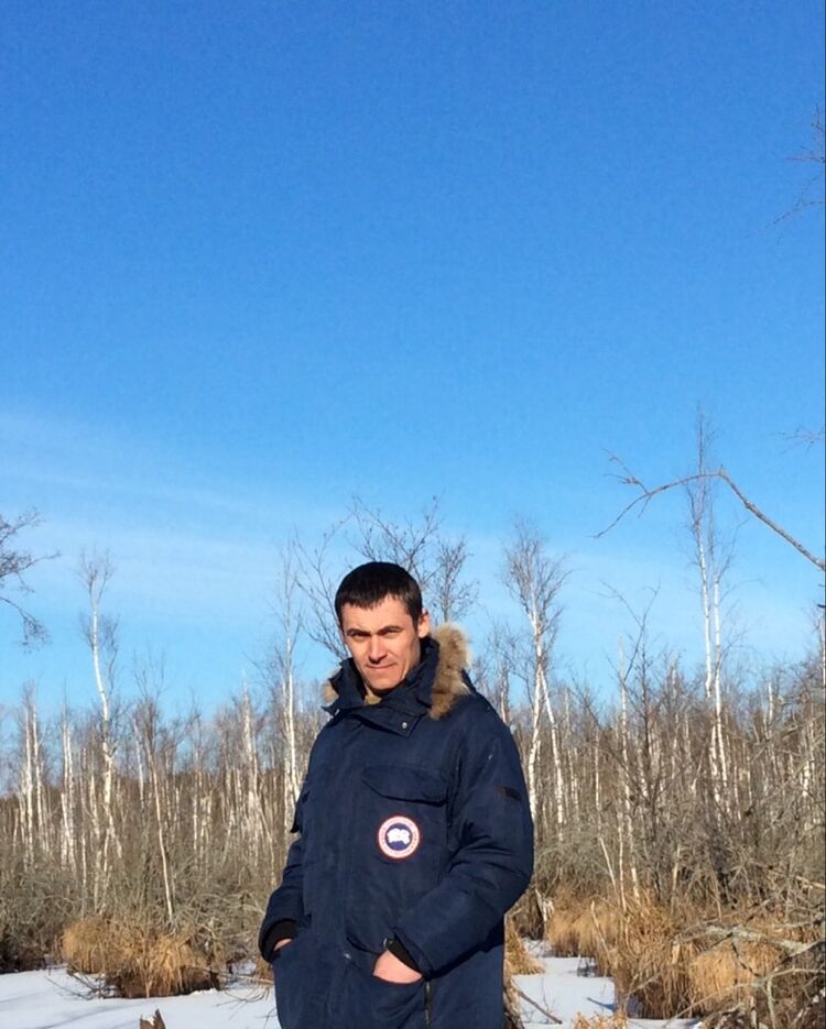  8457663  Andrei, 41 ,    