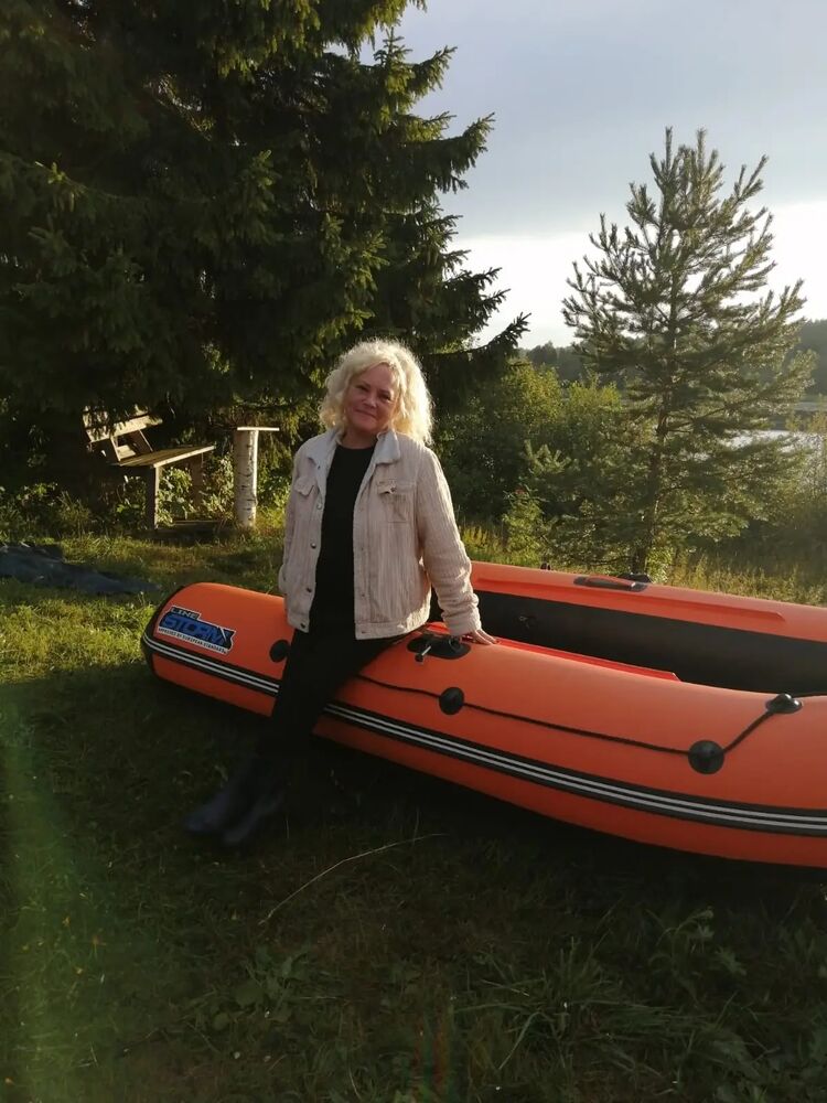  33555343  Svetlana, 61 ,    