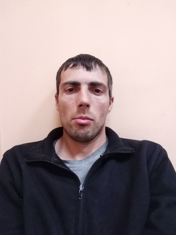  ,   Renat, 37 ,   ,   , c 