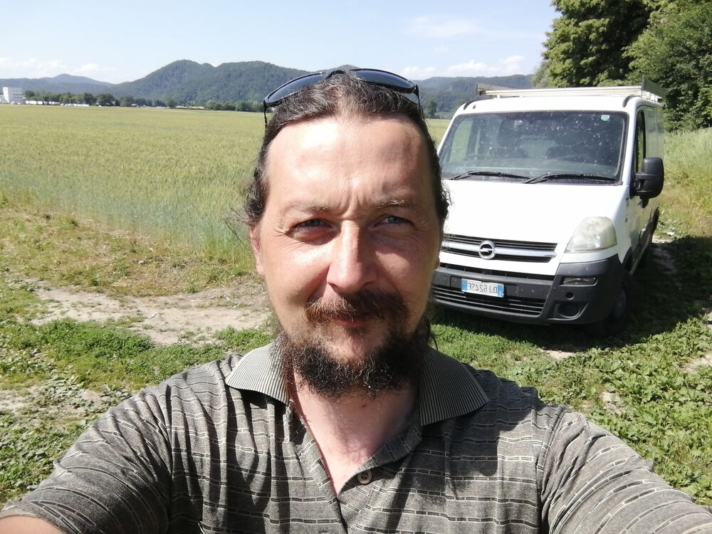  29722333  Alex, 39 ,    