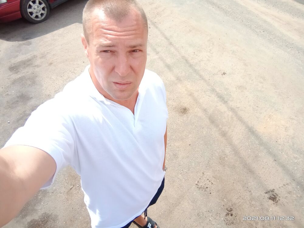  45915373  Alexander, 43 ,    