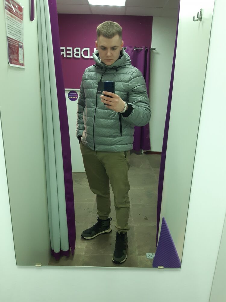 44708423  , 25 ,    
