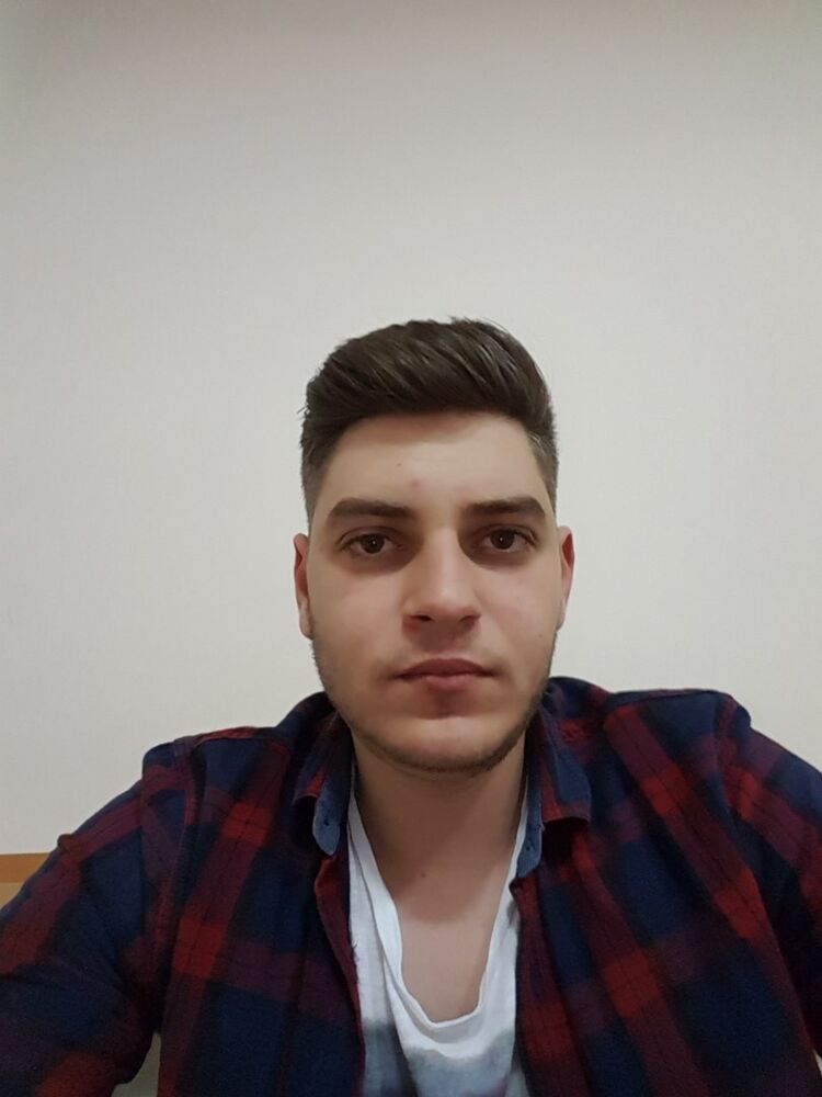  13881843  , 33 ,    
