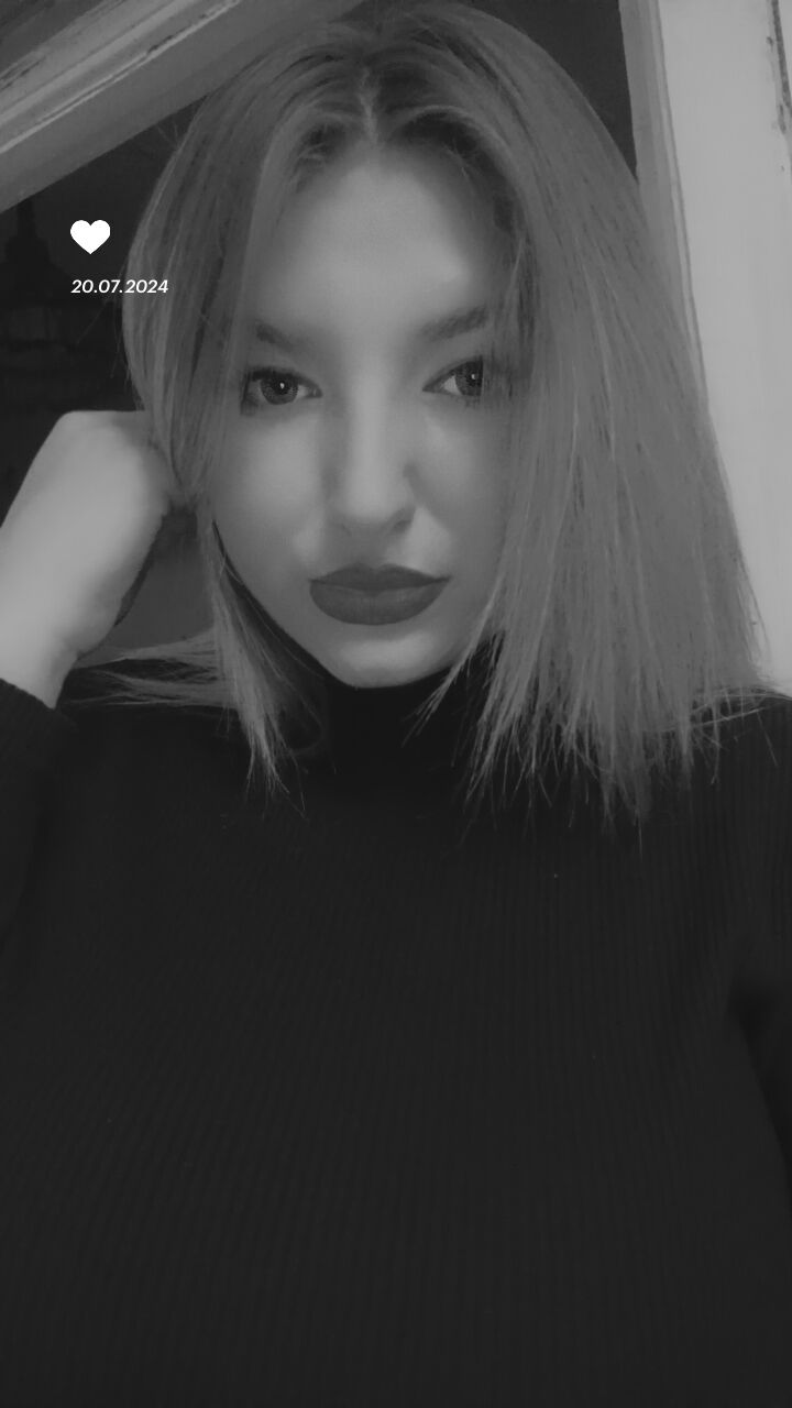  44877933  Nadezhda, 24 ,    