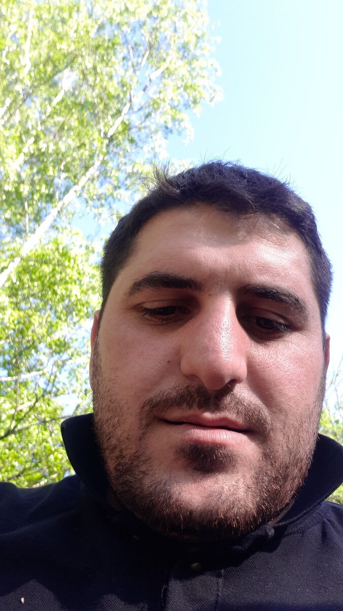  13643263  Vahe, 31 ,    