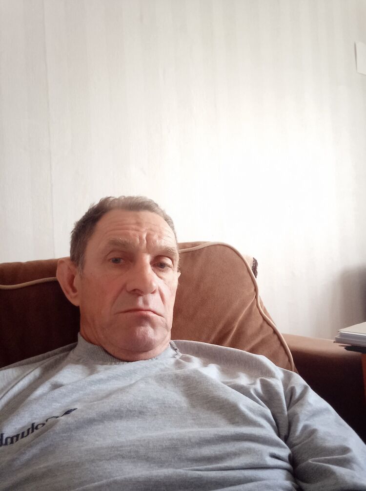  32260733  , 62 ,    