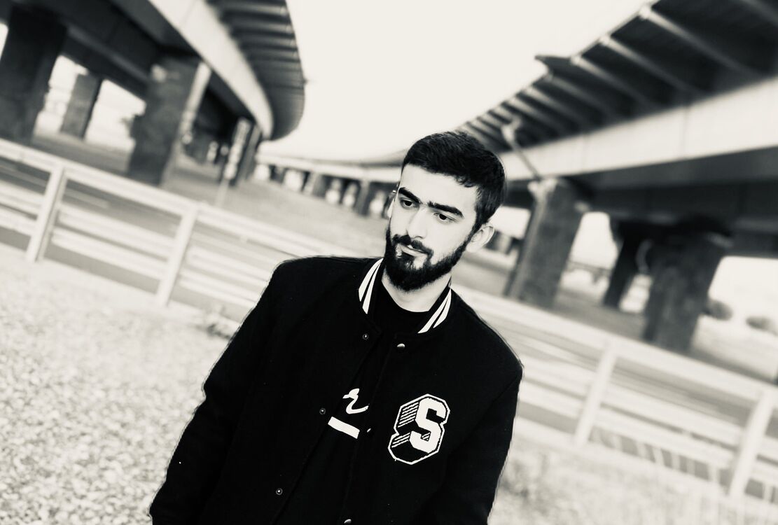  35493223  , 25 ,    -