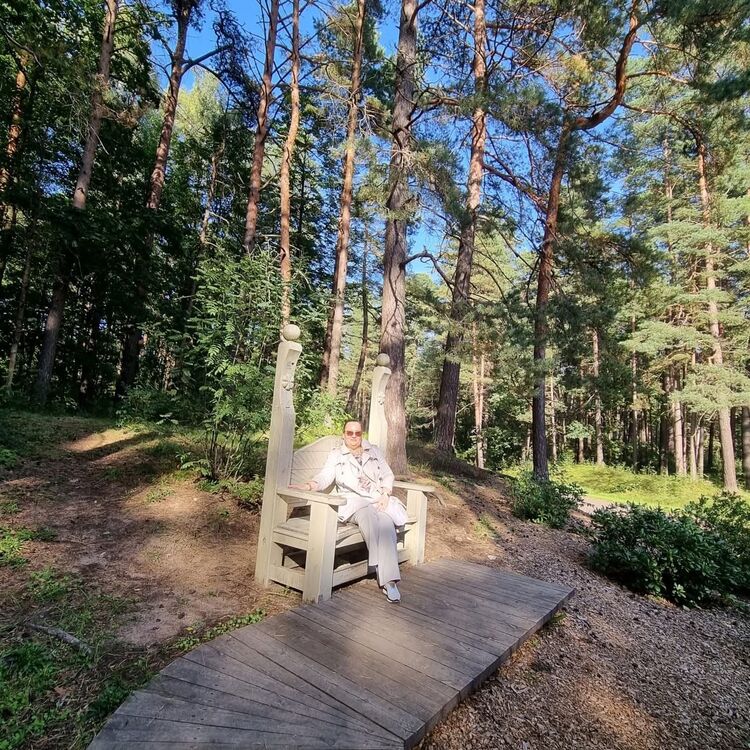  ,   Elena, 52 ,   ,   , c 