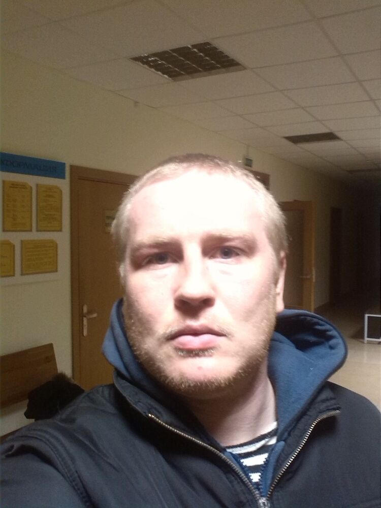 5018293  Oleg, 38 ,    