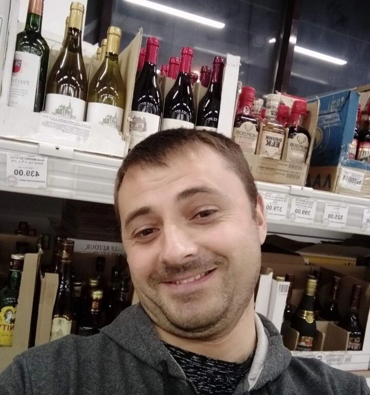  24024223  , 40 ,    
