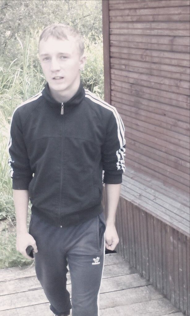  8809953  Vyacheslav, 29 ,    