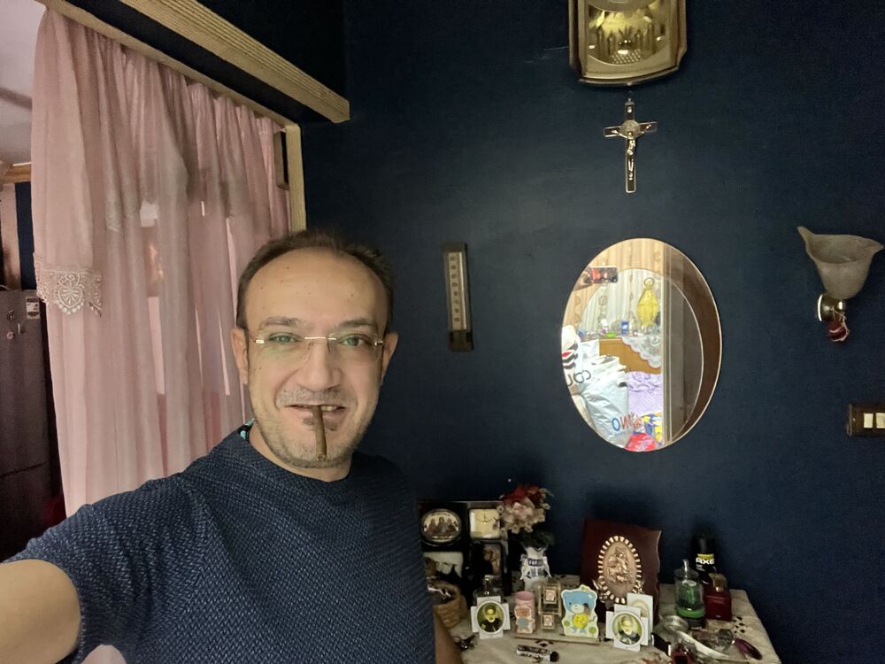  ,   George, 44 ,   ,   