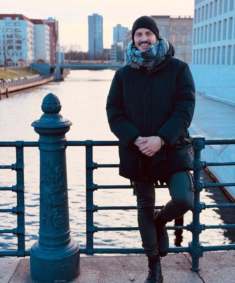 ���� 53569843 ������� ����, 35 ���, ���� ���������� � ��������