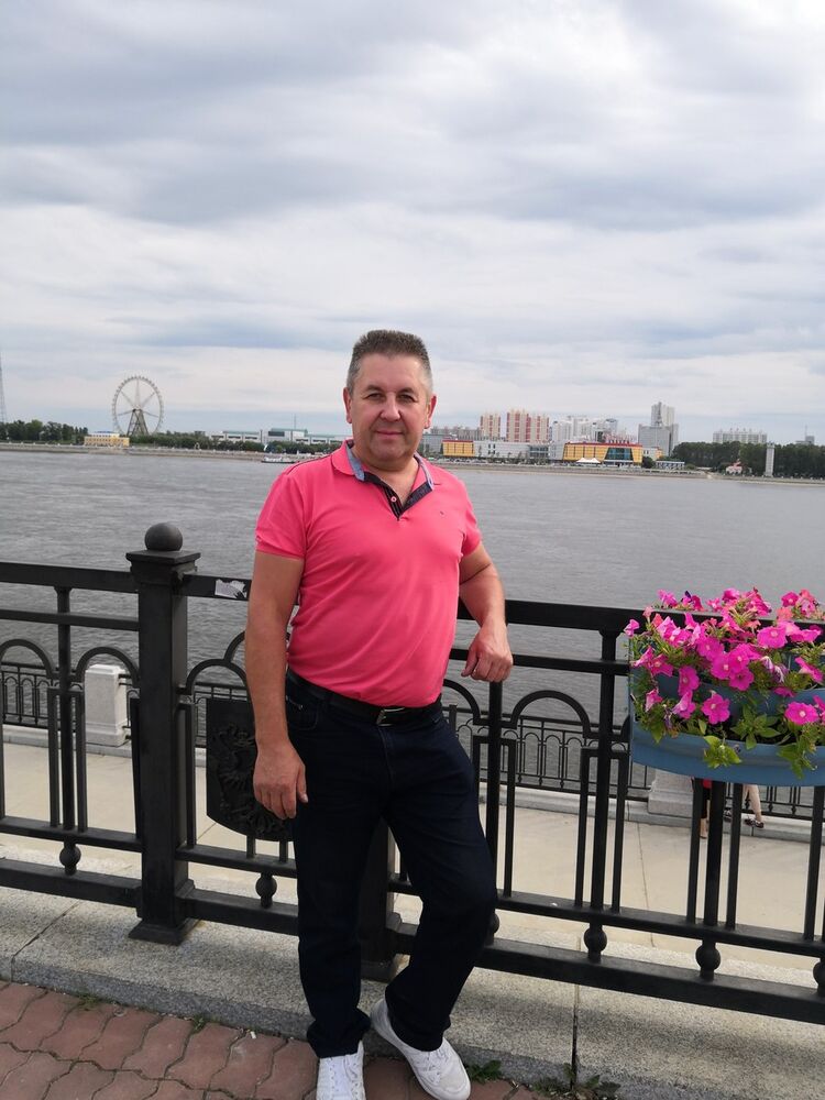  ,   Dima, 52 ,   ,   , c 