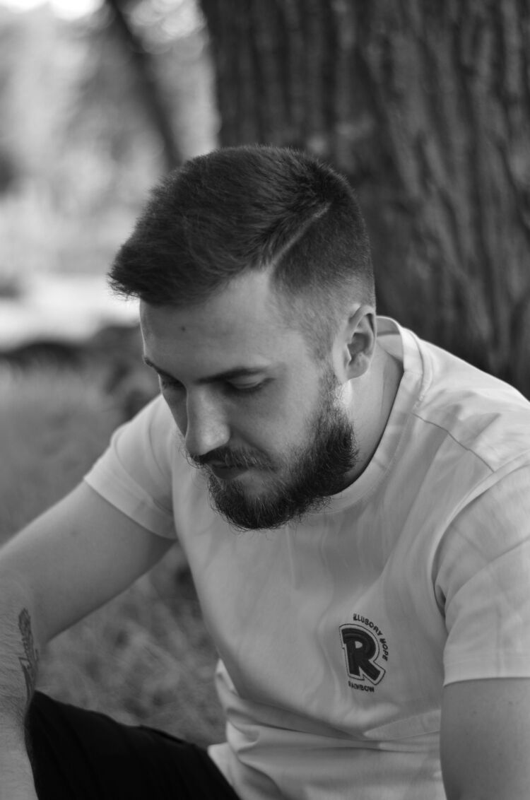  51935953  , 25 ,    -