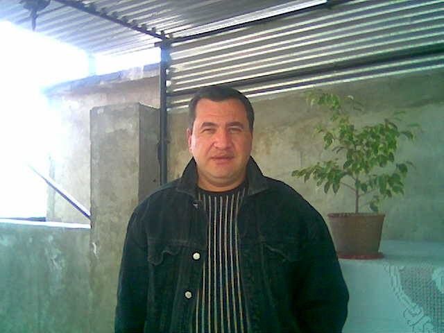  ,   Artur, 60 ,   ,   , c 